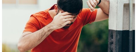 Vertigini da cervicale: sintomi, rimedi e quanto durano