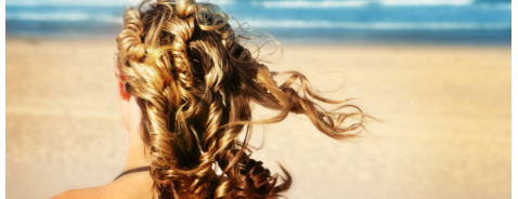 Capelli grassi, come curarli d'estate